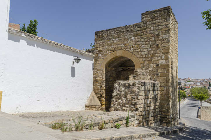 Jaén - Úbeda 085 - murallas.jpg